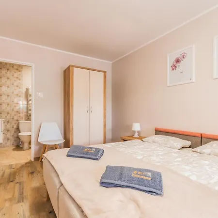 Goscinne U Eli シュトゥトボ